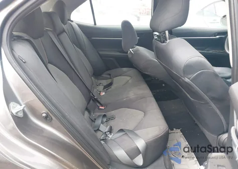 2020 Toyota Camry Le Awd z USA, uszkodzony, nr VIN 4T1L11BK1LU009023